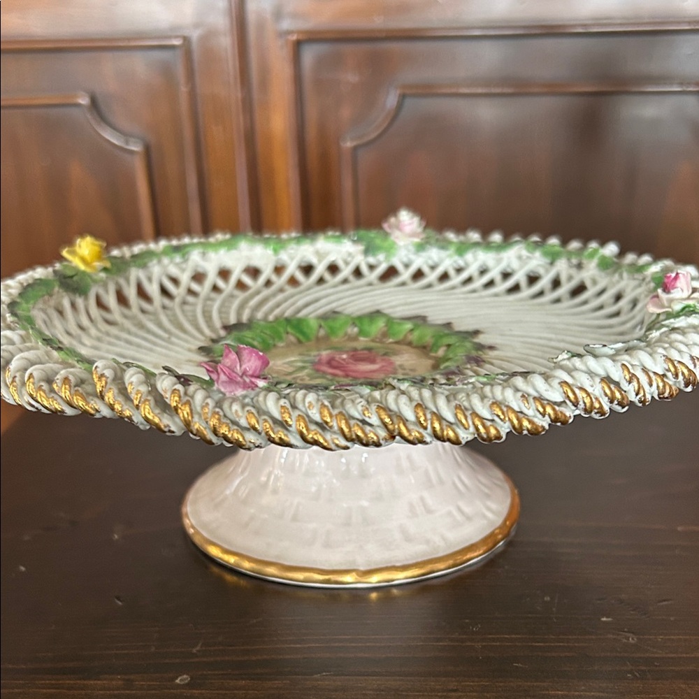 Royal Albert Floral Bone China Plate with Stand, Staffordshire England